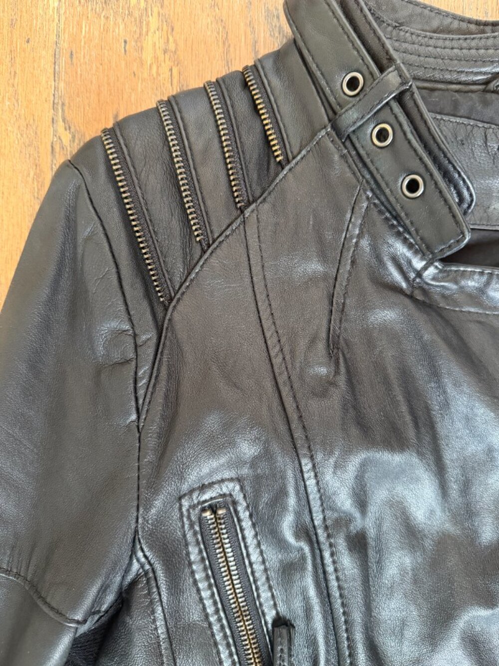 LEATHER JACKET - Picture 6 of 9